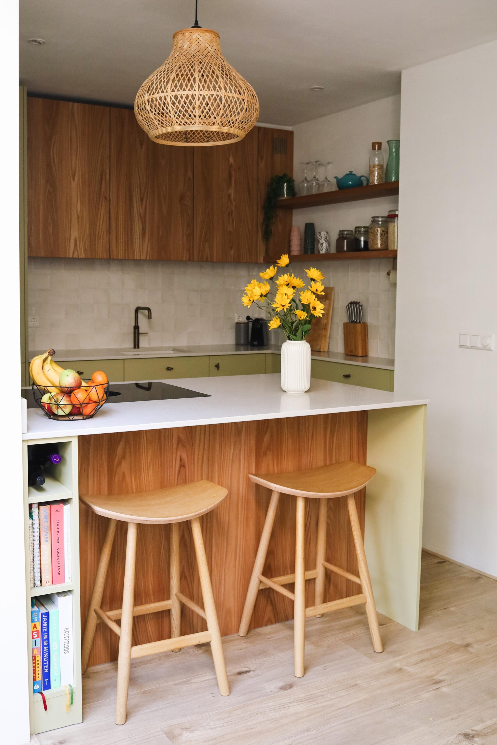 5cdc77f0-a21b-440f-ad1b-021bdc948951